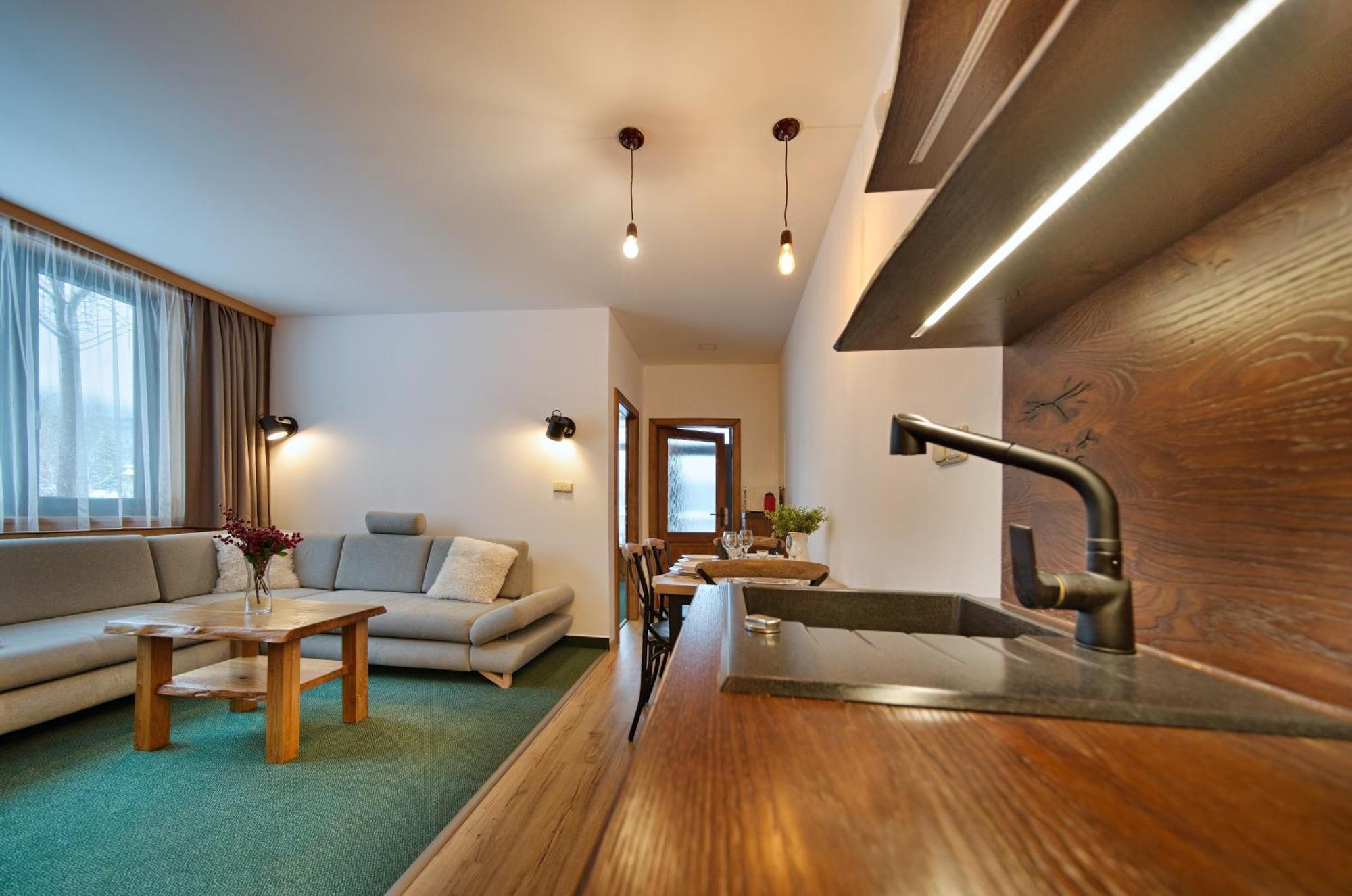 Happy House Apartments & Sauna Spindleruv Mlyn Exterior photo