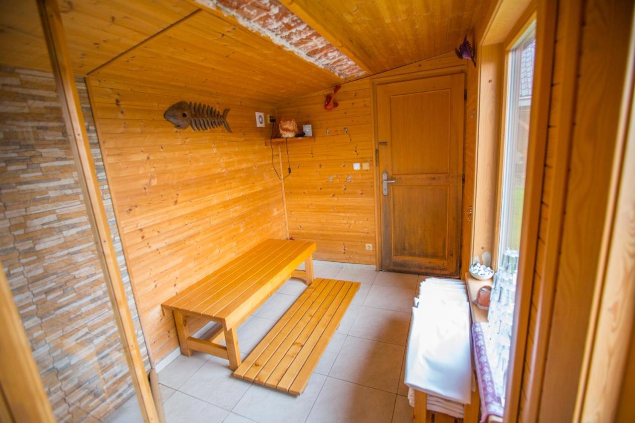 Happy House Apartments & Sauna Spindleruv Mlyn Exterior photo